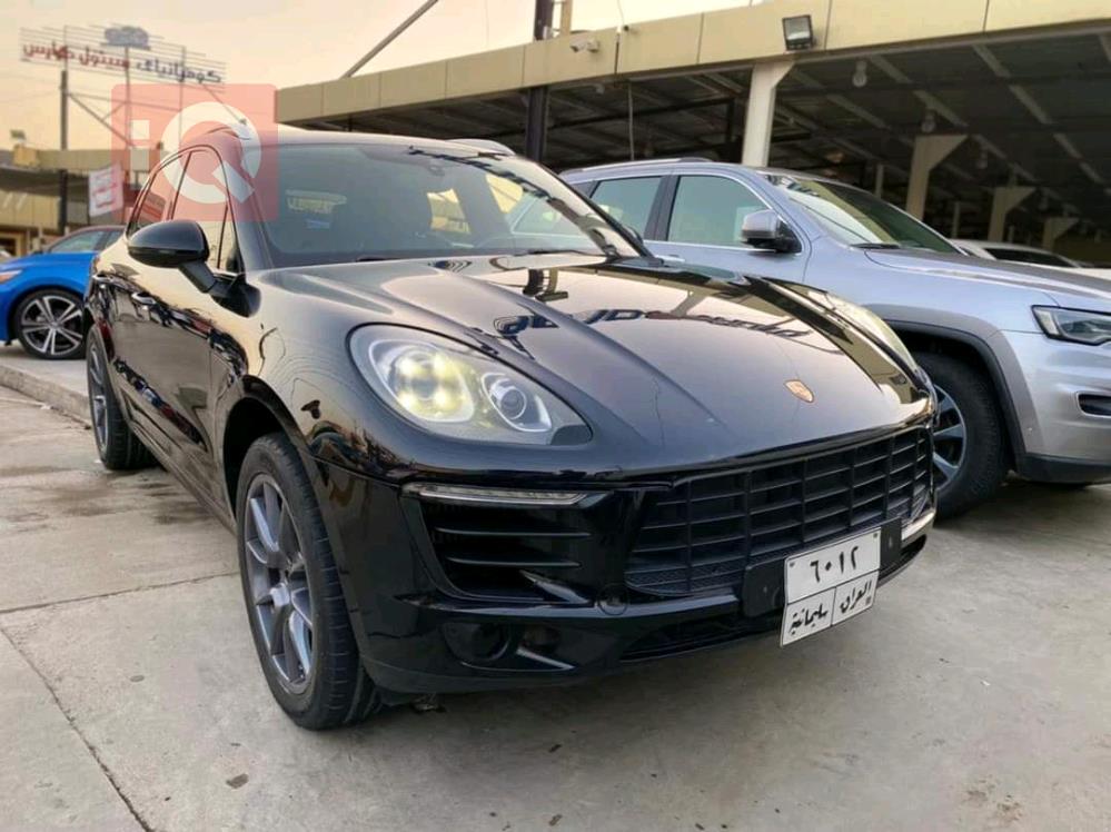 بورش ماكان